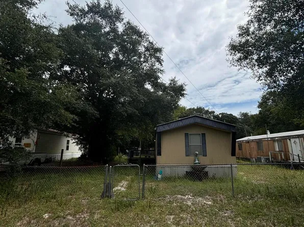 691 County Line Rd, Niceville, FL 32578