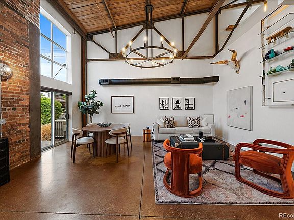 3rd image of 3033 Blake Street #123