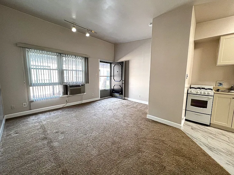 3382 Harvard Rd — Photo 64