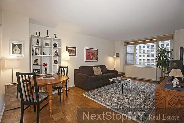 Sold by NextStopNY | media 5