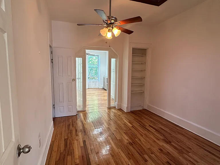 580A Quincy St #3 — Photo 9
