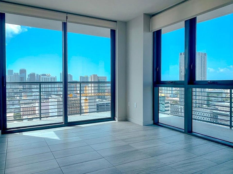 1st image of 708 NE 1st Ave #2703