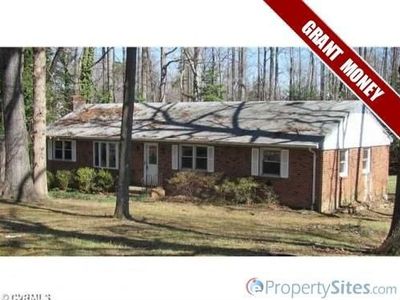 2041 Warrior Trl, North Chesterfield, VA, 23236