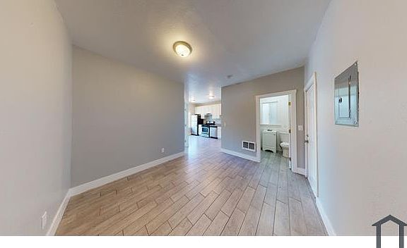 2nd image of 2697 Havenscourt Blvd #5