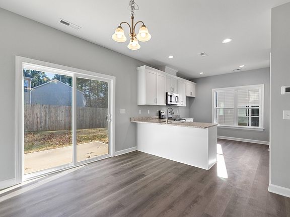 5th image of 1808 Falls Landing Dr