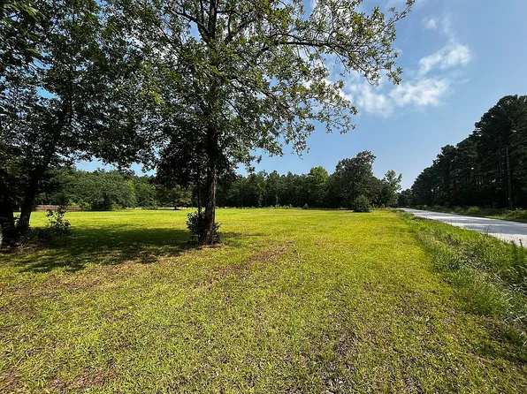 2680 Stamey Livestock Rd, Dalzell, SC 29040