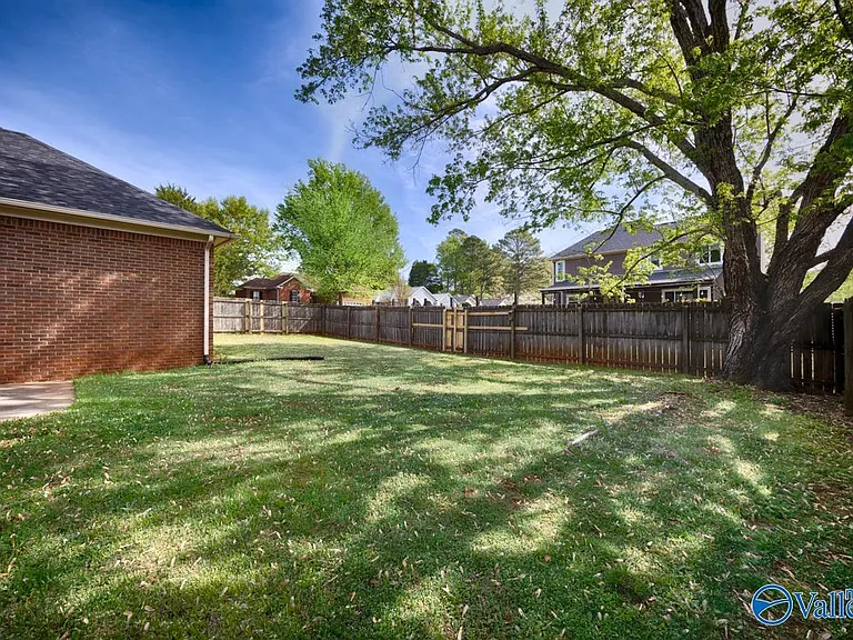 180 Jarrett Ln — Photo 41