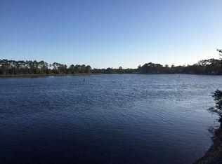 351 River Rd, Carrabelle, FL 32322