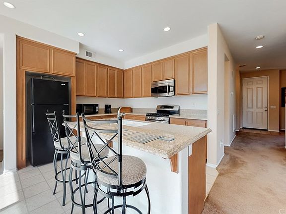 5th image of 35587 Cloche Dr