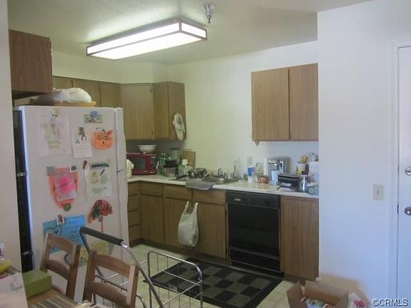 3rd image of 24410 Crenshaw Blvd Unit 221