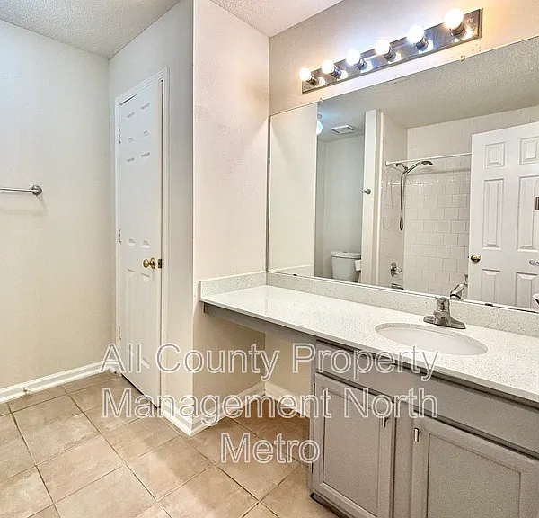 310 Tanners Xing — Photo 8
