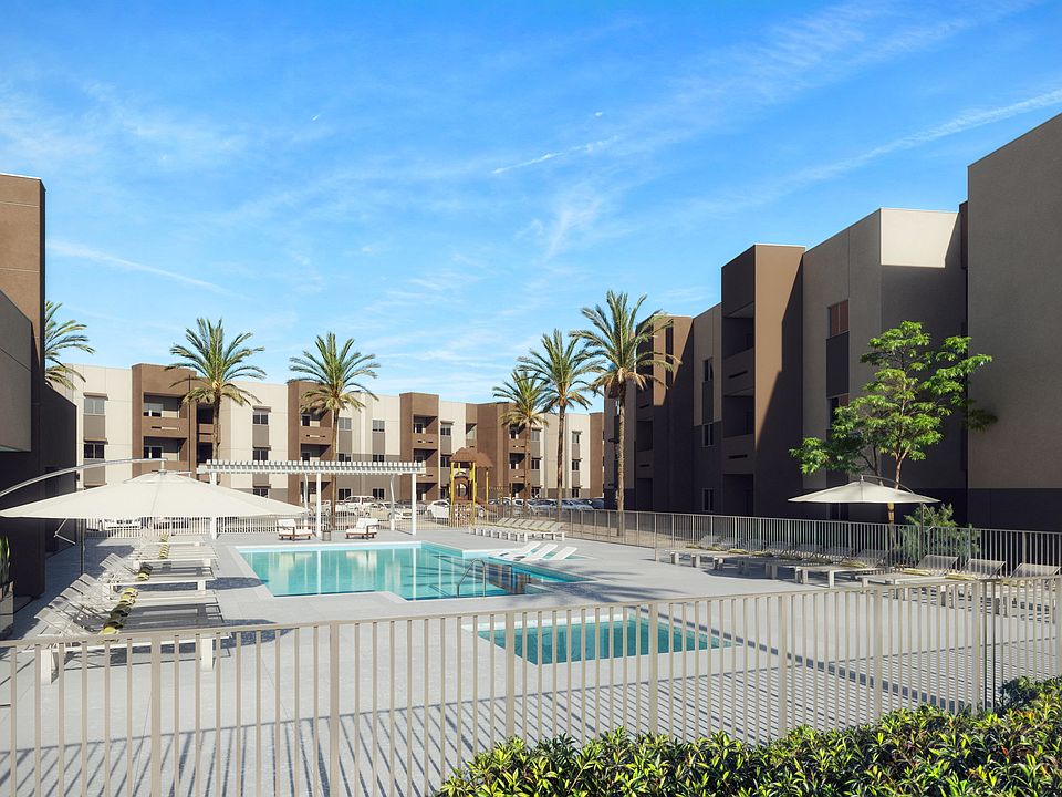 1st image of 2555 N Rancho Dr #1001