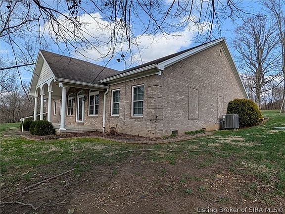 3rd image of 7422 Voyles Road