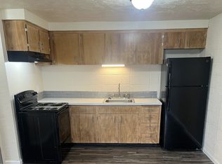 West Oaks, Eugene, OR 97402