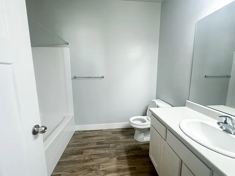 107 W Seasons Dr — Photo 16
