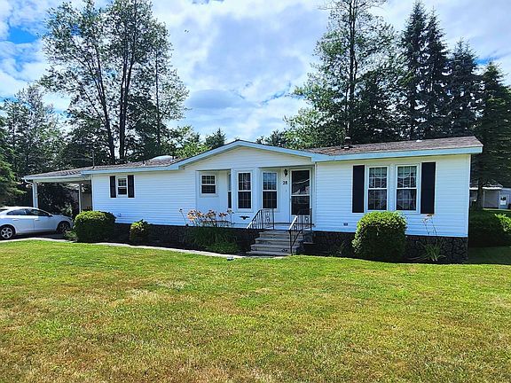 3rd image of 28 Rosewood Dr