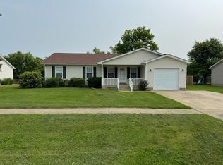 394 Valley View Dr, Vine Grove, KY 40175
