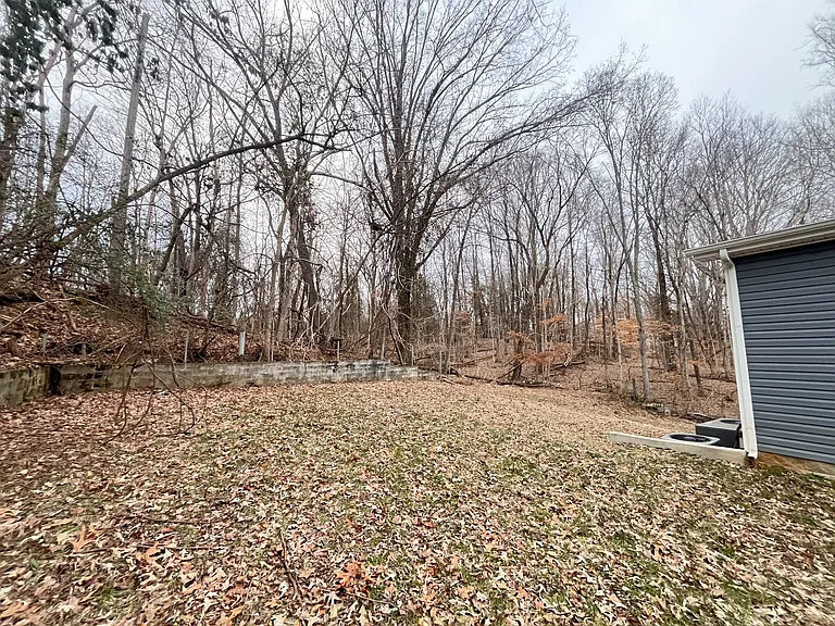 114 Valley View Cir #B — Photo 25