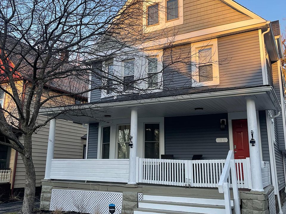 1st image of 1315 W 91st St
