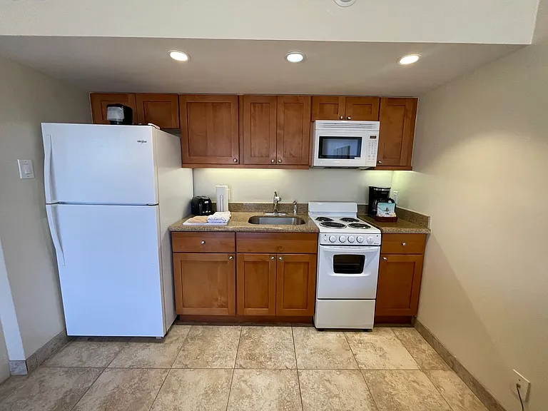 4365 L Honoapiilani Rd #1018 — Photo 6