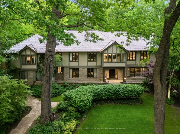 25 North Dr, Toronto, ON M9A 4R1