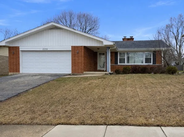 2204 Edgewood Rd, Waukegan, IL 60087
