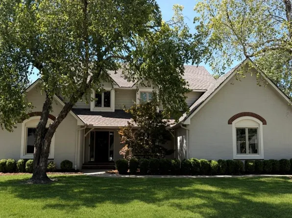 2903 N Cypress St, Wichita, KS 67226