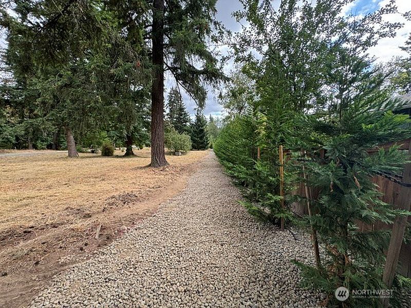3rd image of 36815 52nd Avenue S #A/B