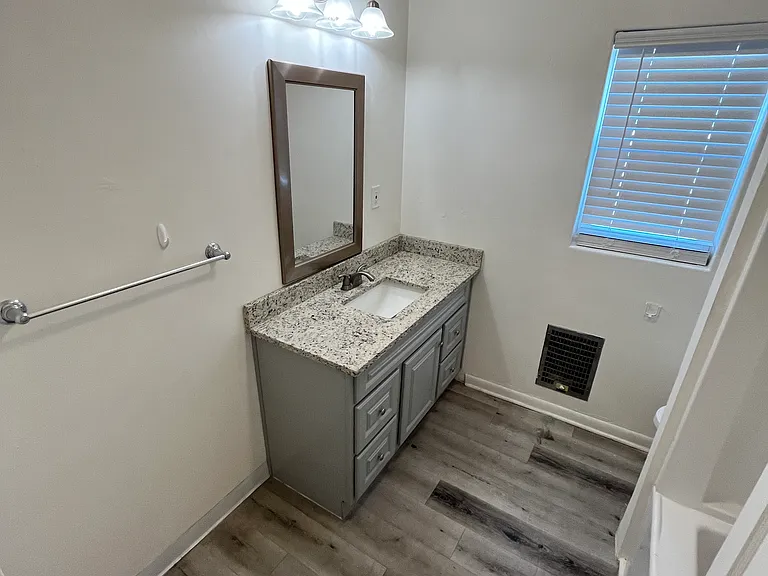 2220 E Grant Rd #A — Photo 19