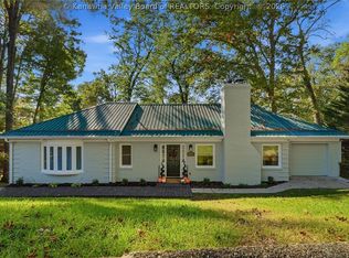 1693 Carey Pl, Charleston, WV 25314