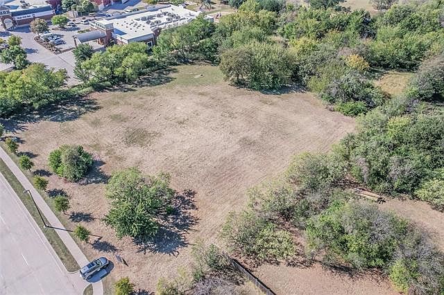 1st image of 360 Randol Mill Ave