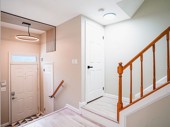 4th image of 6357 English Ivy Way