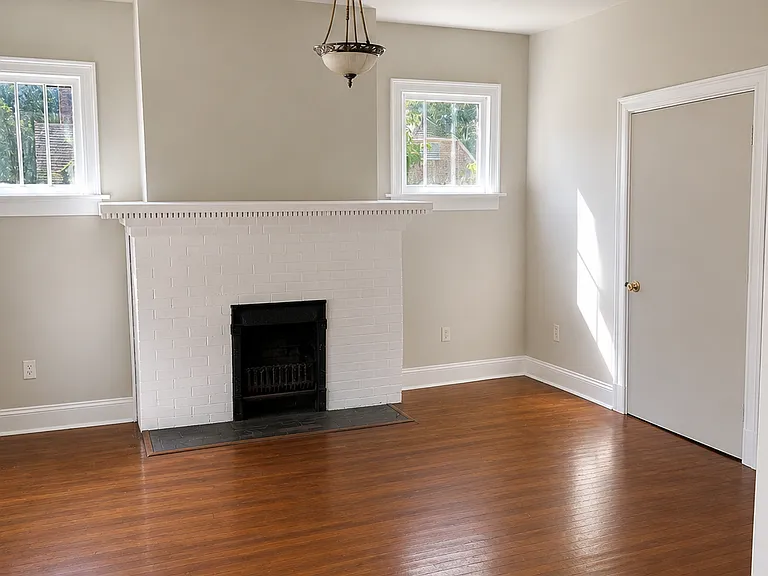 1866 Brandon Ave — Photo 3