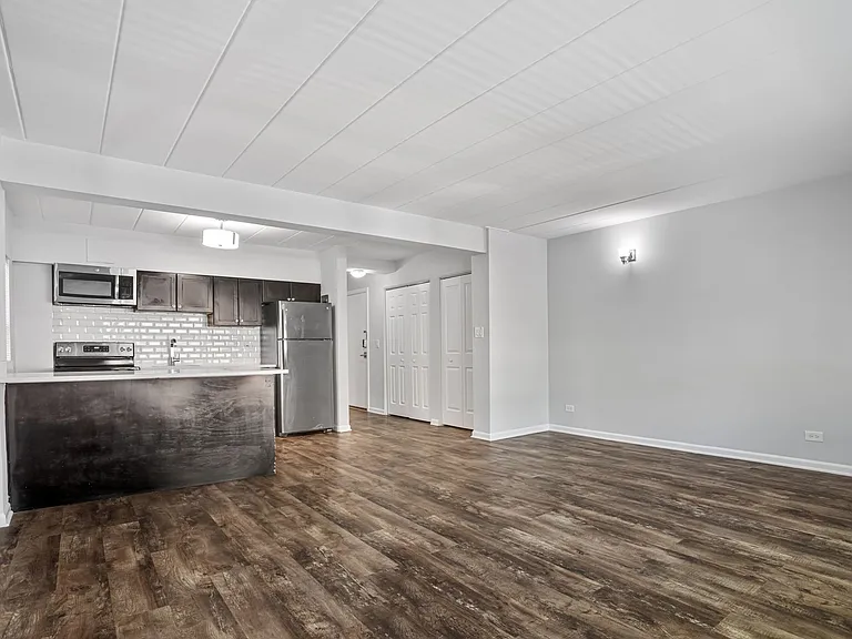 6007 N Kenmore Ave — Photo 25