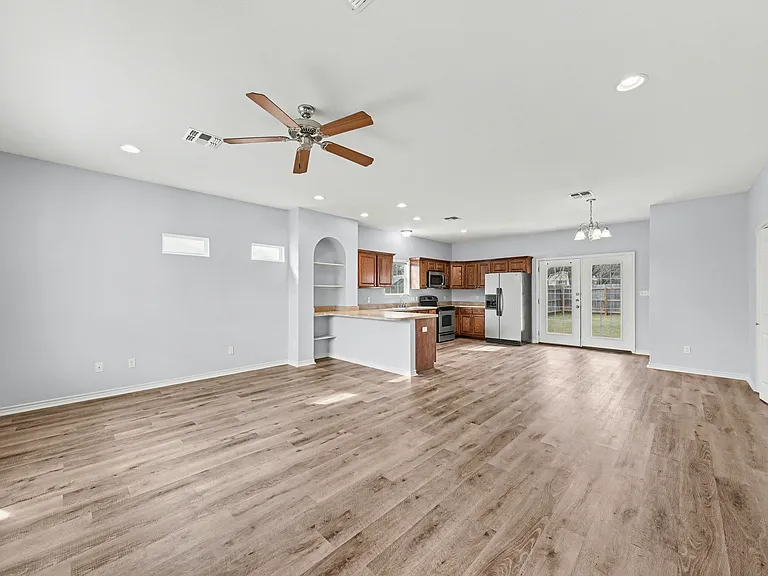 1124 N Penelope St — Photo 12