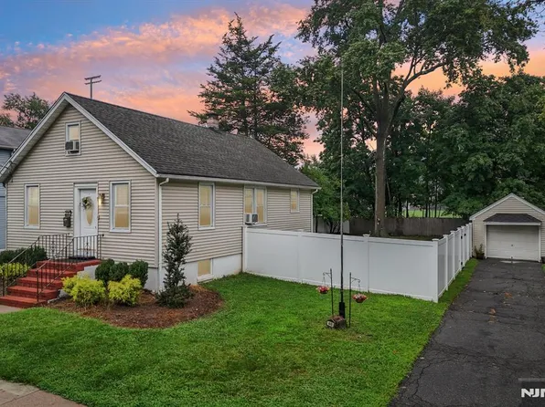 60 Palisade Ave, Emerson, NJ 07630