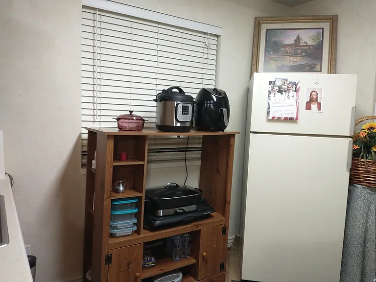 N 300 W — Photo 6