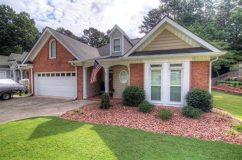 1st image of 427 Etowah Valley Way