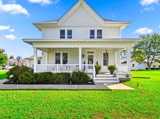840 Hurff Dr, Elmwood, IL 61529