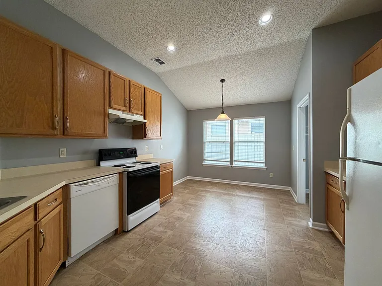3041 Southall Ct — Photo 7