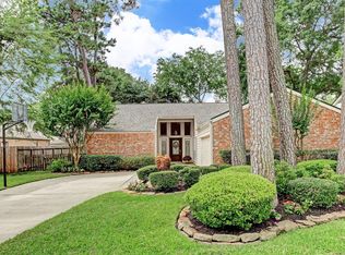 14806 Forest Lodge Dr, Houston, TX 77070