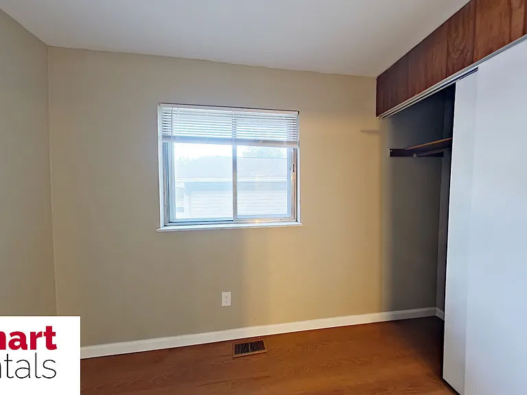 1504 Redman Blvd — Photo 8