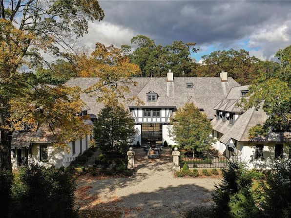 76 Summit Road, Tuxedo Park, NY 10987