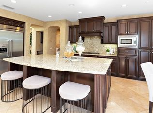 720 W Aster Pl, Santa Ana, CA 92706