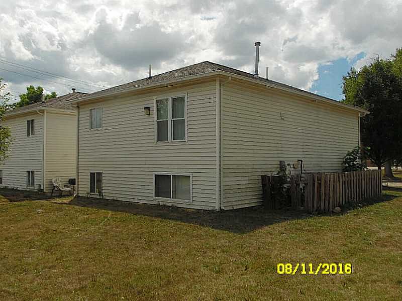 2nd image of 1224 Garfield Ave