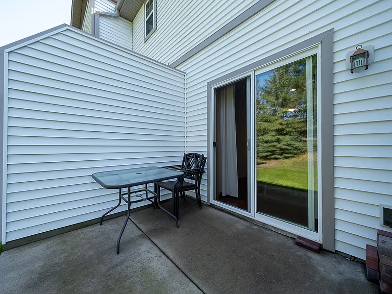 15314 Maryland Ave — Photo 23
