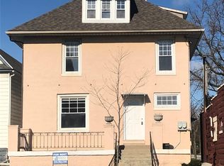 729 N Hawley Rd #B, Milwaukee, WI 53213