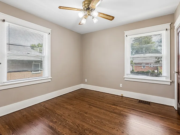 2524 Vane St — Photo 12