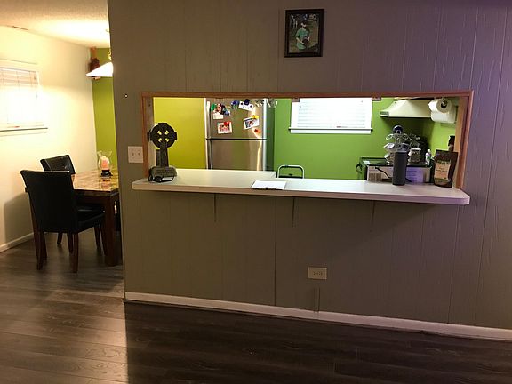 3rd image of 9509 Kelvin Ln