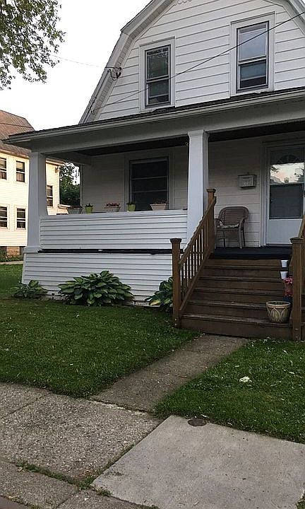 1st image of 15 Galloway St